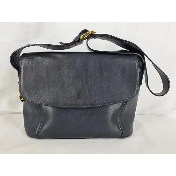 LANCEL VINTAGE BLACK LEATHER SHOULDER BAG – FRONT FLAP – MADE IN ITALY 10"x8"x4" - Picture 1 of 16